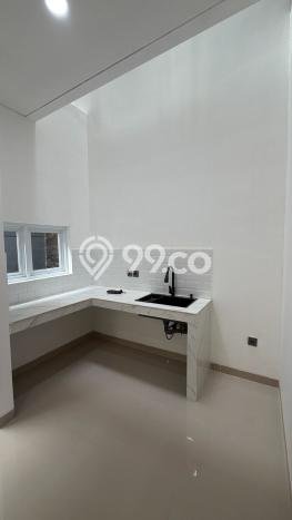 Rumah Luxury Modern Tanpa Renovasi di Tanjung Duren Selatan Jakarta Barat Rumah Luxury Modern Tanpa Renovasi di Tanjung Duren Selatan Jakarta Barat