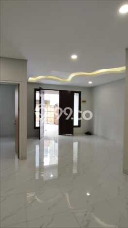 Dijual Rumah Mewah Megah Dengan View Cantik di Jelambar, Jakarta Barat Dijual Rumah Mewah Megah Dengan View Cantik di Jelambar, Jakarta Barat
