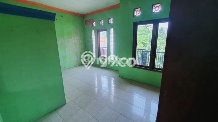 For Sale Rumah 4 Kamar Lokasi Ideal Bagus dan Strategis di Bekasi Barat For Sale Rumah 4 Kamar Lokasi Ideal Bagus dan Strategis di Bekasi Barat