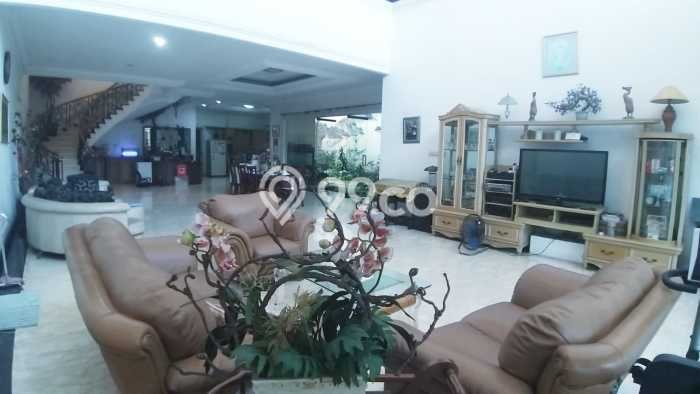 Rumah Eksklusif Siap Huni LT 768m2 di Kelapa Gading, Jakarta Utara Rumah Eksklusif Siap Huni LT 768m2 di Kelapa Gading, Jakarta Utara