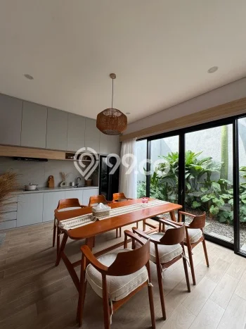 Rumah Elit Modern Siap Huni di Maguwoharjo Yogyakarta Rumah Elit Modern Siap Huni di Maguwoharjo Yogyakarta