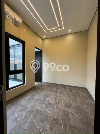 Jual Rumah Luas Elegan Dengan View Eksklusif di Maguwoharjo, Yogyakarta Jual Rumah Luas Elegan Dengan View Eksklusif di Maguwoharjo, Yogyakarta
