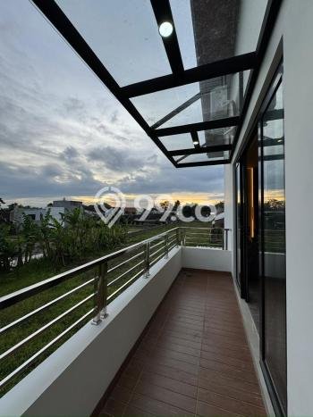 Jual Rumah Luas Elegan Dengan View Eksklusif di Maguwoharjo, Yogyakarta Jual Rumah Luas Elegan Dengan View Eksklusif di Maguwoharjo, Yogyakarta