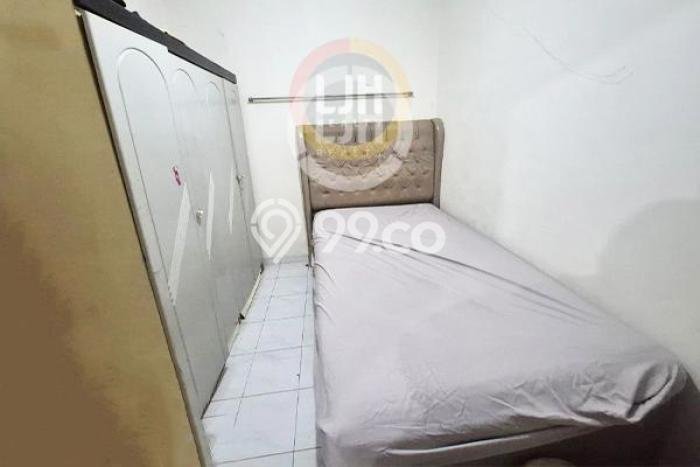 Rumah di , 2 KM, Lingkungan Berkembang Rumah di , 2 KM, Lingkungan Berkembang