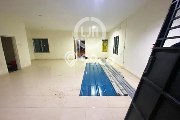 Bisa KPR! Rumah Batam Kota, Batam, Luas 286m2m² LB 120m2m² Bisa KPR! Rumah Batam Kota, Batam, Luas 286m2m² LB 120m2m²