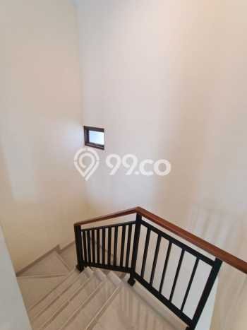 For Sale Hunian Rumah Terawat 3 KT di Cibubur, Bogor For Sale Hunian Rumah Terawat 3 KT di Cibubur, Bogor