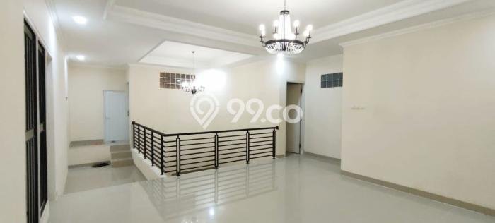 For Sale! Luxury House LT 512m2 Desain Elegan di Kebagusan For Sale! Luxury House LT 512m2 Desain Elegan di Kebagusan