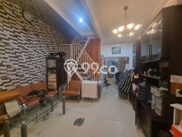 Dijual Rumah Eksklusif 4 KT di Pejaten, Jakarta Selatan Dijual Rumah Eksklusif 4 KT di Pejaten, Jakarta Selatan