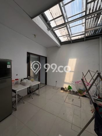 Jual Rumah Eksklusif 2 KT di Golden City, Bekasi Jual Rumah Eksklusif 2 KT di Golden City, Bekasi