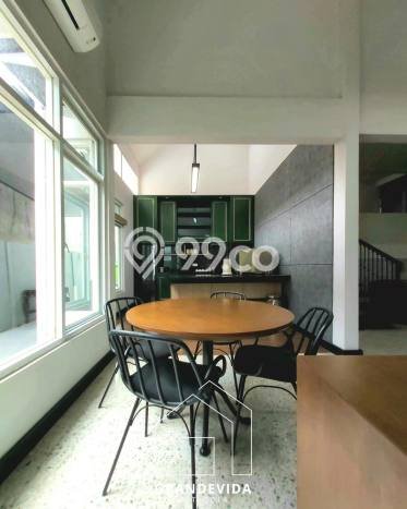 Rumah Eksklusif Siap Huni LT 794m2 di Pancoran, Jakarta Selatan Rumah Eksklusif Siap Huni LT 794m2 di Pancoran, Jakarta Selatan