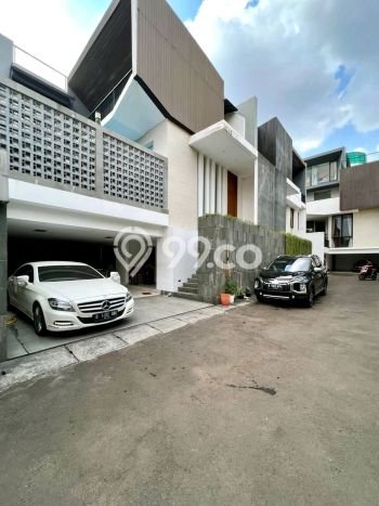 Rumah Elit LB 510m2 Siap Huni Desain Elegan di Ampera, Jakarta Selatan Rumah Elit LB 510m2 Siap Huni Desain Elegan di Ampera, Jakarta Selatan