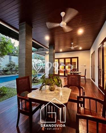 For Sale! Luxury House LT 670m2 Desain Modern di Pejaten For Sale! Luxury House LT 670m2 Desain Modern di Pejaten