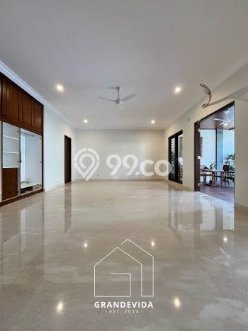 For Sale! Luxury House LT 670m2 Desain Modern di Pejaten For Sale! Luxury House LT 670m2 Desain Modern di Pejaten