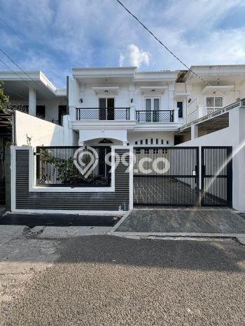 Dijual Rumah Luas Elegan Dengan View Eksklusif di Pejaten, Jakarta Selatan Dijual Rumah Luas Elegan Dengan View Eksklusif di Pejaten, Jakarta Selatan