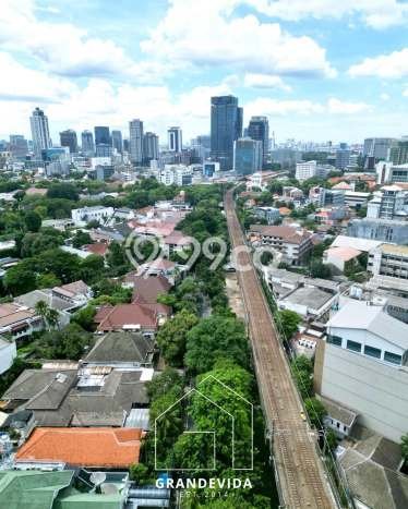 Rumah Eksklusif Siap Huni LT 657m2 di Menteng, Jakarta Pusat Rumah Eksklusif Siap Huni LT 657m2 di Menteng, Jakarta Pusat