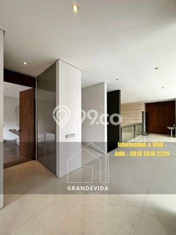 Hunian Mewah Siap Huni LT 372m2 di Kebayoran Baru, Jakarta Selatan Hunian Mewah Siap Huni LT 372m2 di Kebayoran Baru, Jakarta Selatan
