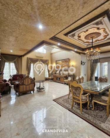 Rumah Elit LB 402m2 Siap Huni Desain Elegan di Bintaro, Tangerang Selatan Rumah Elit LB 402m2 Siap Huni Desain Elegan di Bintaro, Tangerang Selatan