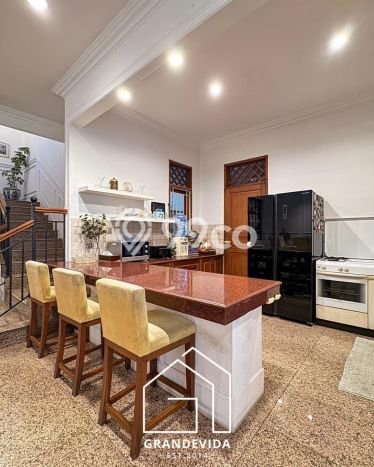 Best Deal Hunian Mewah Ideal dan Luas di Kebayoran Baru, Jakarta Selatan Best Deal Hunian Mewah Ideal dan Luas di Kebayoran Baru, Jakarta Selatan