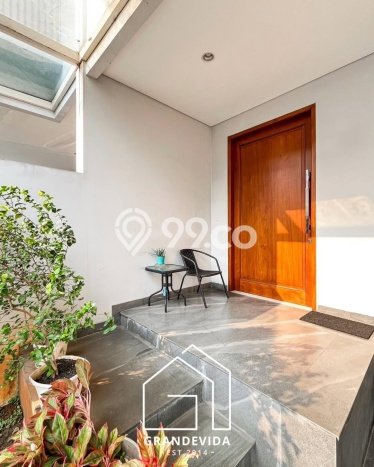 Rumah Mewah LB 155m2 Siap Huni Desain Elegan di Pejaten, Jakarta Selatan Rumah Mewah LB 155m2 Siap Huni Desain Elegan di Pejaten, Jakarta Selatan