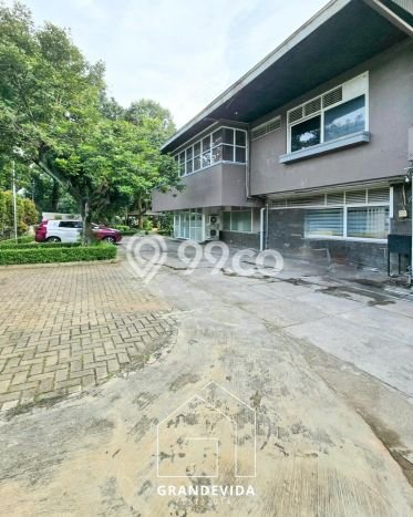 Unit Komersial Dijual di Kebayoran Baru Jakarta Selatan Luas Tanah 1065m2, Luas Bangunan 500m2 Unit Komersial Dijual di Kebayoran Baru Jakarta Selatan Luas Tanah 1065m2, Luas Bangunan 500m2