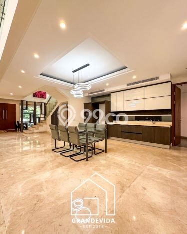 Rumah Luxury Modern Siap Huni di Kuningan Jakarta Selatan Rumah Luxury Modern Siap Huni di Kuningan Jakarta Selatan