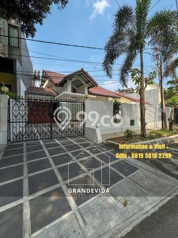 Rumah Eksklusif Siap Huni LT 314m2 di Kebayoran Baru, Jakarta Selatan Rumah Eksklusif Siap Huni LT 314m2 di Kebayoran Baru, Jakarta Selatan