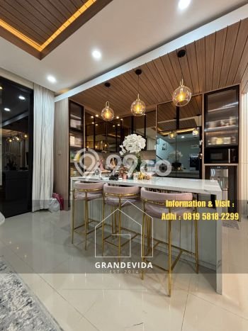 Jual Rumah Mewah Megah Dengan View Cantik di Pangkalan Jati, Depok Jual Rumah Mewah Megah Dengan View Cantik di Pangkalan Jati, Depok