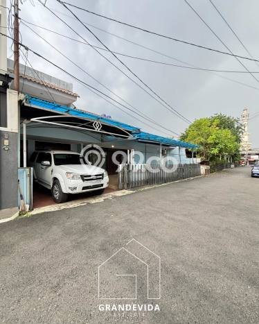 Rumah Eksklusif Dijual LT 287m2 di Kebayoran Baru, Jakarta Selatan Rumah Eksklusif Dijual LT 287m2 di Kebayoran Baru, Jakarta Selatan