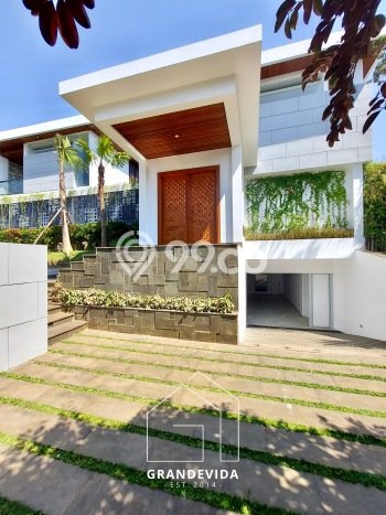 Ready to Use! Premium House LT 489m2 Desain Modern di Pondok Indah Ready to Use! Premium House LT 489m2 Desain Modern di Pondok Indah