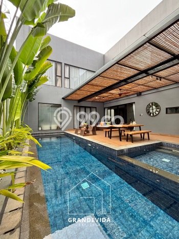 Siap Huni Rumah Mewah 5 Kamar di Cinere Dekat ke Mana Pun Siap Huni Rumah Mewah 5 Kamar di Cinere Dekat ke Mana Pun