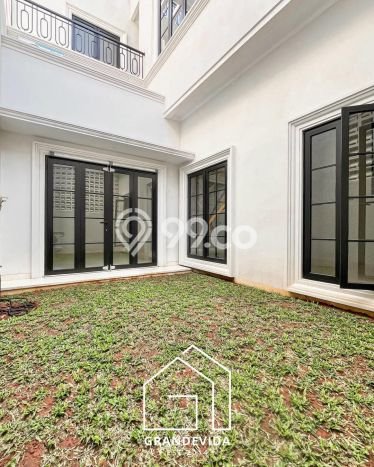 Rumah Eksklusif Dijual LT 218m2 di Kebayoran Baru, Jakarta Selatan Rumah Eksklusif Dijual LT 218m2 di Kebayoran Baru, Jakarta Selatan