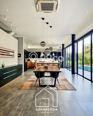 For Sale! Luxury House LT 560m2 Desain Elegan di Ampera For Sale! Luxury House LT 560m2 Desain Elegan di Ampera