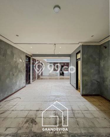 Rumah Elit Modern Siap Huni di Pondok Indah Jakarta Selatan Rumah Elit Modern Siap Huni di Pondok Indah Jakarta Selatan