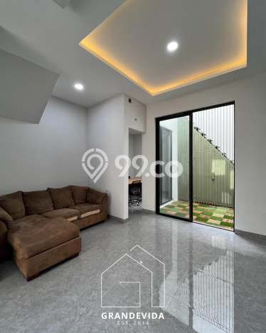 Dijual Rumah Mewah Megah Dengan View Cantik di Pondok Indah, Jakarta Selatan Dijual Rumah Mewah Megah Dengan View Cantik di Pondok Indah, Jakarta Selatan