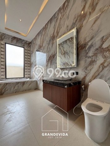 Jual Rumah Luas Megah Dengan View Eksklusif di Cikini, Jakarta Pusat Jual Rumah Luas Megah Dengan View Eksklusif di Cikini, Jakarta Pusat