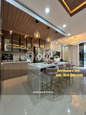 Jual Rumah Mewah Megah Dengan View Cantik di Pangkalan Jati, Depok Jual Rumah Mewah Megah Dengan View Cantik di Pangkalan Jati, Depok