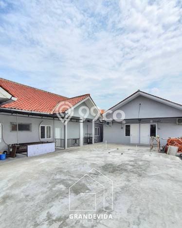 Dijual Kost Strategis di Kebayoran Baru, Jakarta Selatan 29 KT, 29 KM, Luas Bangunan 1000m2 Dijual Kost Strategis di Kebayoran Baru, Jakarta Selatan 29 KT, 29 KM, Luas Bangunan 1000m2