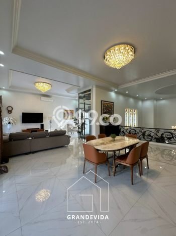 Ready to Use! Premium House LT 1162m2 Desain Modern di Cipete Ready to Use! Premium House LT 1162m2 Desain Modern di Cipete