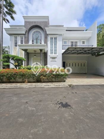 Rumah Elit LB 402m2 Siap Huni Desain Elegan di Bintaro, Tangerang Selatan Rumah Elit LB 402m2 Siap Huni Desain Elegan di Bintaro, Tangerang Selatan