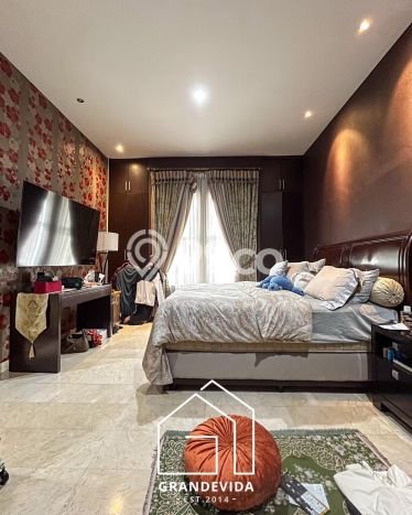 Dijual Rumah Premium dengan Fasilitas Sekitar Lengkap di Cilandak, Jakarta Selatan Dijual Rumah Premium dengan Fasilitas Sekitar Lengkap di Cilandak, Jakarta Selatan