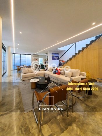 Dijual Rumah Luas Megah Dengan View Cantik di Bintaro, Jakarta Selatan Dijual Rumah Luas Megah Dengan View Cantik di Bintaro, Jakarta Selatan