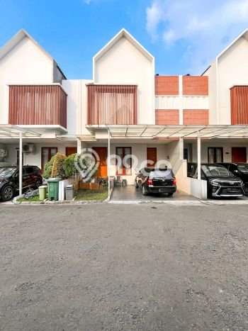 Rumah Mewah LB 155m2 Siap Huni Desain Elegan di Pejaten, Jakarta Selatan Rumah Mewah LB 155m2 Siap Huni Desain Elegan di Pejaten, Jakarta Selatan