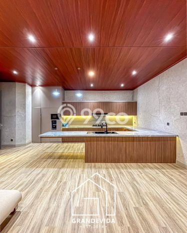 Rumah Elit Modern Tanpa Renovasi di Pondok Indah Jakarta Selatan Rumah Elit Modern Tanpa Renovasi di Pondok Indah Jakarta Selatan