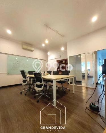 Rumah Eksklusif Siap Huni LT 794m2 di Pancoran, Jakarta Selatan Rumah Eksklusif Siap Huni LT 794m2 di Pancoran, Jakarta Selatan