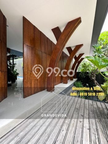 Hunian Mewah Siap Huni LT 372m2 di Kebayoran Baru, Jakarta Selatan Hunian Mewah Siap Huni LT 372m2 di Kebayoran Baru, Jakarta Selatan