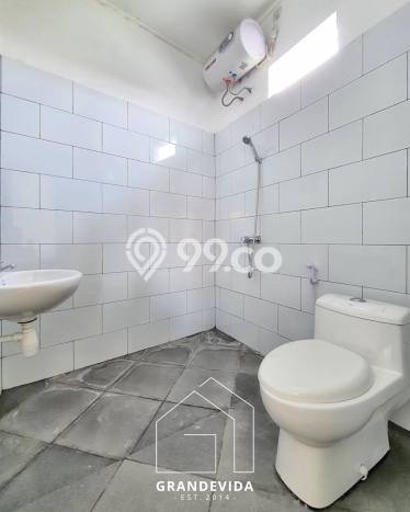 Dijual Kost Strategis di Kebayoran Baru, Jakarta Selatan 29 KT, 29 KM, Luas Bangunan 1000m2 Dijual Kost Strategis di Kebayoran Baru, Jakarta Selatan 29 KT, 29 KM, Luas Bangunan 1000m2