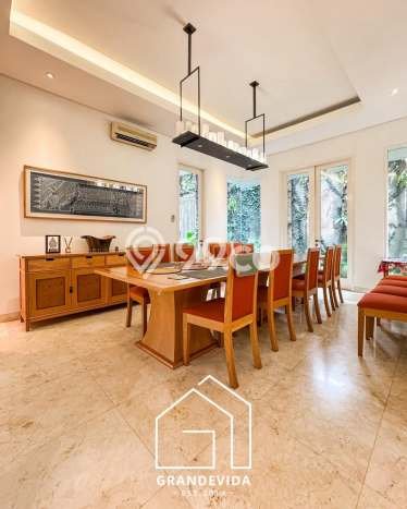 Best Deal Hunian Premium Ideal dan Luas di Kebayoran Baru, Jakarta Selatan Best Deal Hunian Premium Ideal dan Luas di Kebayoran Baru, Jakarta Selatan