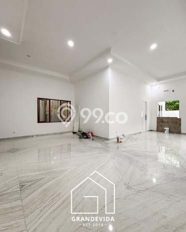 Jual Rumah Mewah Elegan Dengan View Cantik di Kemang, Jakarta Selatan Jual Rumah Mewah Elegan Dengan View Cantik di Kemang, Jakarta Selatan