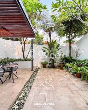 Rumah Luxury Modern Siap Huni di Bintaro Jakarta Selatan Rumah Luxury Modern Siap Huni di Bintaro Jakarta Selatan