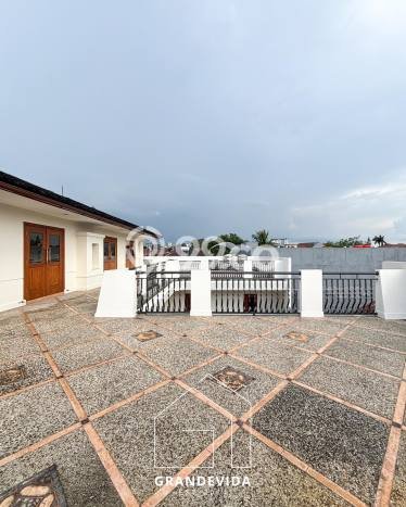 Hunian Mewah LB 450m2 Siap Huni Desain Elegan di Pondok Indah, Jakarta Selatan Hunian Mewah LB 450m2 Siap Huni Desain Elegan di Pondok Indah, Jakarta Selatan